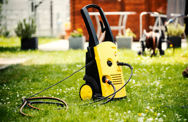 Best Sign and Awning Cleaning  in Shorewood, WI